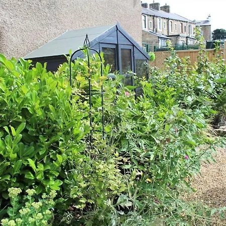 Caterpillar Cottage, Tucked Away In Kelbrook Buitenkant foto