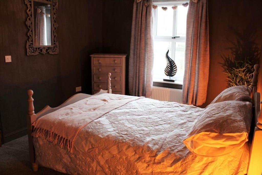 Holiday home Caterpillar Cottage, Tucked Away In *